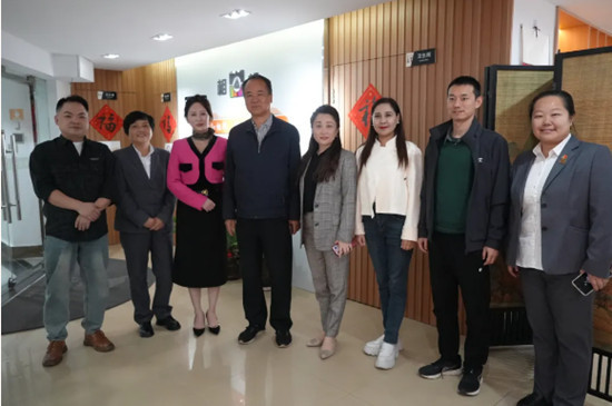 武漢市總工會*蒞臨我司調研指導！