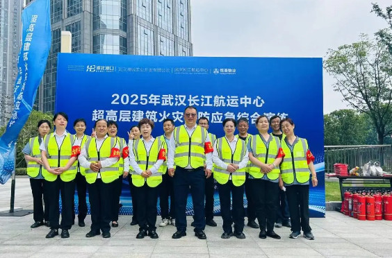 以練為戰(zhàn)，*護航！江城清洗事業(yè)部攜手長航中心開展消防實戰(zhàn)演練